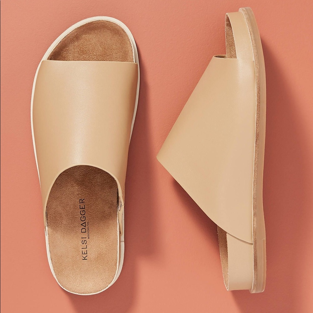 Kelsi Dagger Squish Sandal